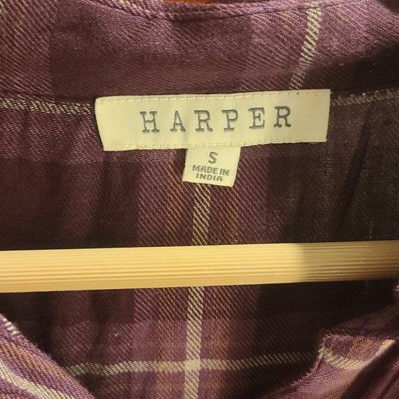 Plaid shirt with open shoulders - Picture 4 of 4